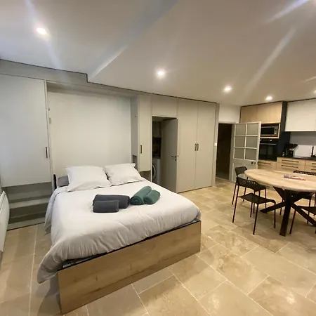 Apartment Corneille Arles